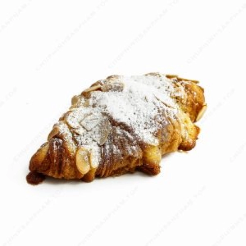 banh-croissant-hanh-nhan